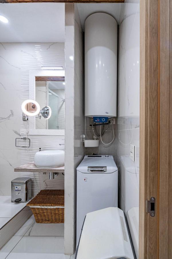 Ferienwohnung Central Luxury Flat With Free Parking Valencia Exterior foto