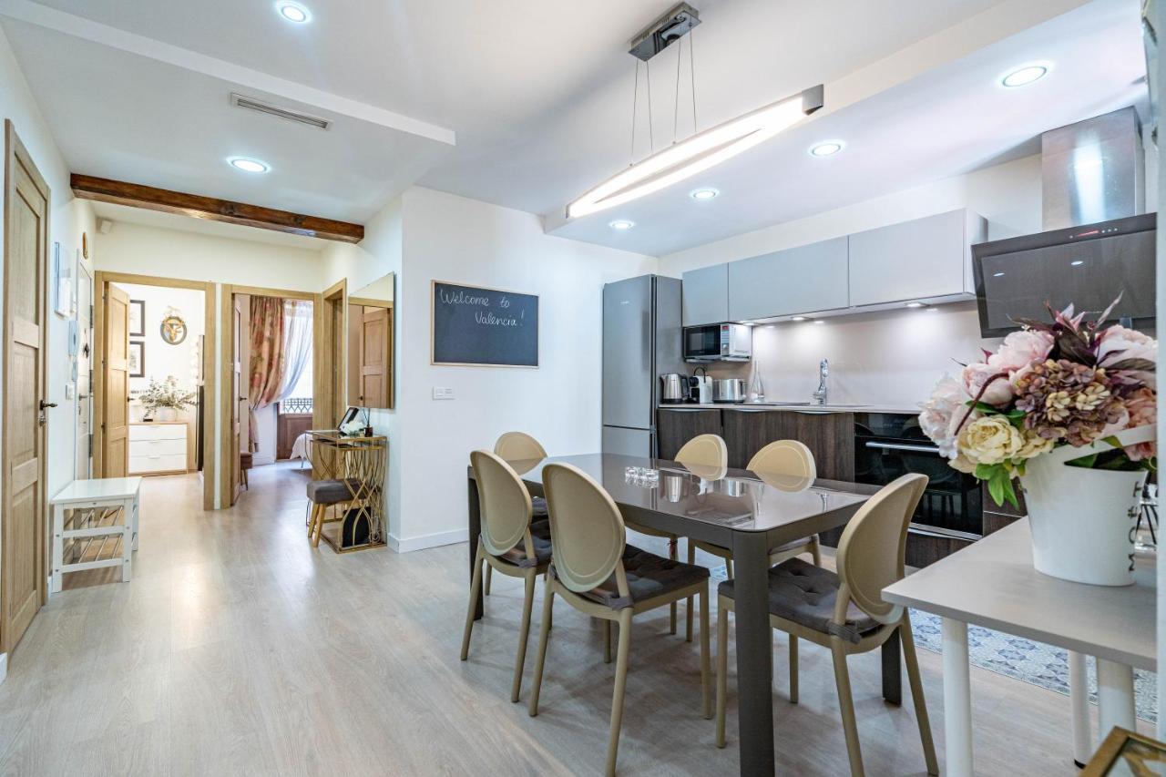 Ferienwohnung Central Luxury Flat With Free Parking Valencia Exterior foto