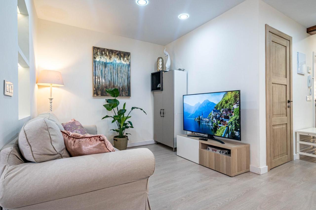 Ferienwohnung Central Luxury Flat With Free Parking Valencia Exterior foto