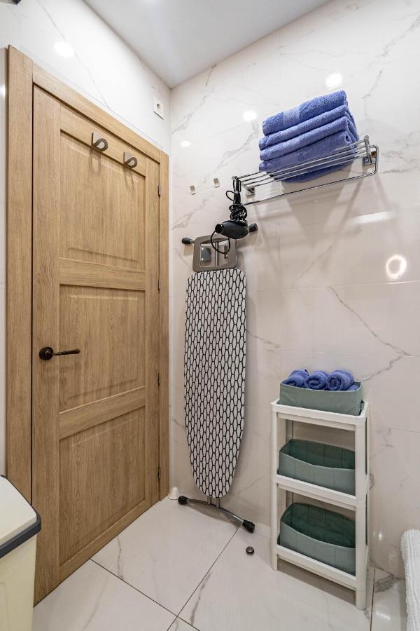 Ferienwohnung Central Luxury Flat With Free Parking Valencia Exterior foto